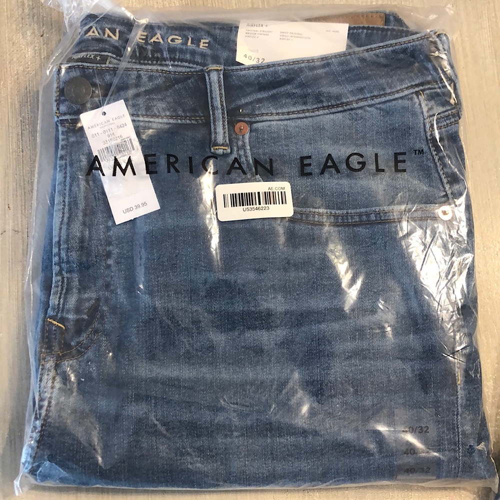American Eagle, Mens, Size 40x32 Airflex+, Medium Vintage